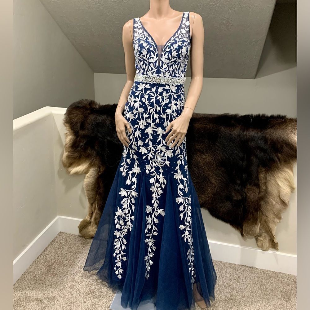 Custom Made Embroidered Lace and Exquisite Beaded 
& Sequins Mermaid Gown